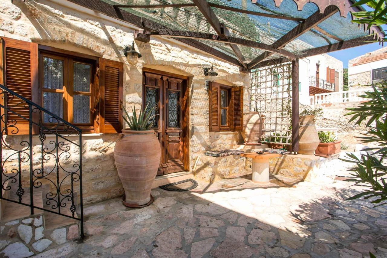 Anna'S House Traditional Chalki Town Buitenkant foto